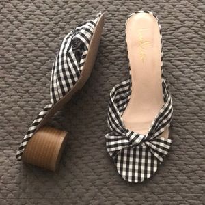 NEW Lulus Gingham Mules Slide Sandals